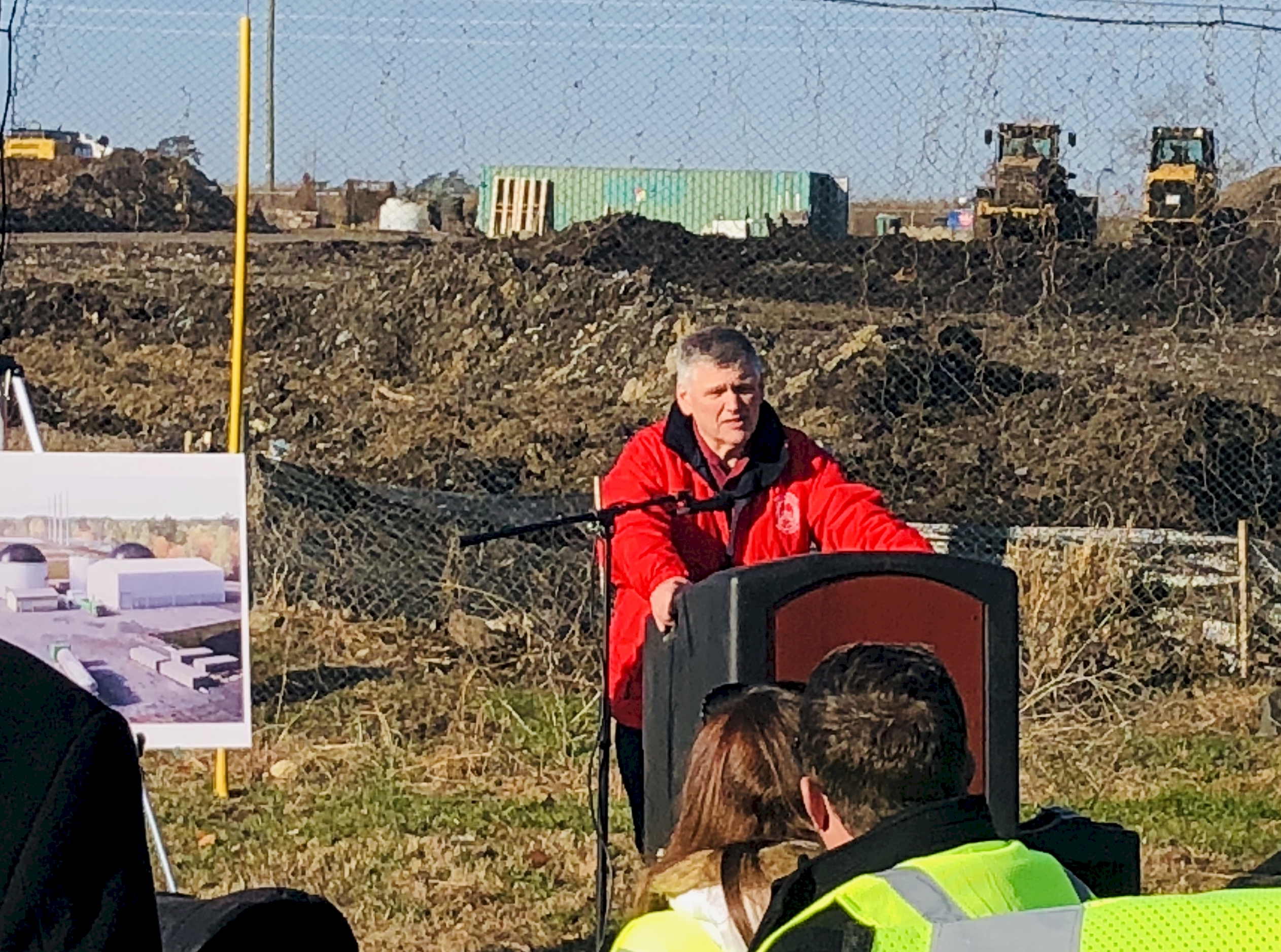 Thomas Smith, Prince William County Solid Waste Division Chief,
addresses attendees of the groundbreaking ceremony.