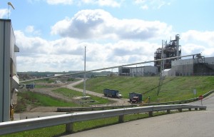 Transfer conveyor between MSW processing and Enerkem facility